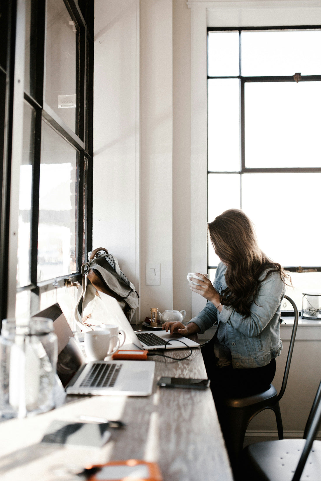 Boostez Votre Productivité au Bureau avec le Thé Instantané Chaflow : La Solution Rapide et Savoureuse !