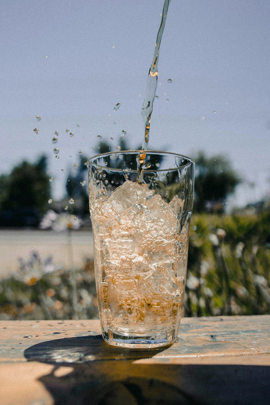 Comment préparer facilement son iced tea maison en été avec le thé en poudre Chaflow